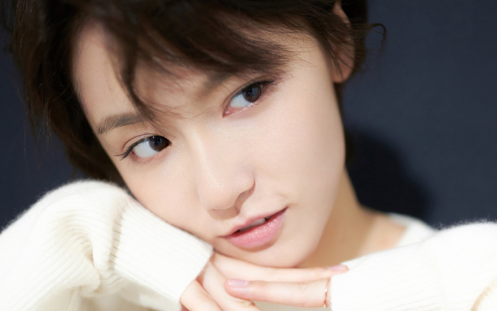 枪炮轰鸣！阿森纳国家队在美利坚碾碎三狮军团，英格兰足球遭遇灵魂拷问